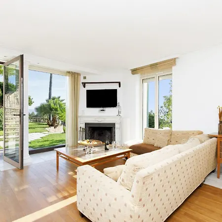 Cote Lumiere Villa
